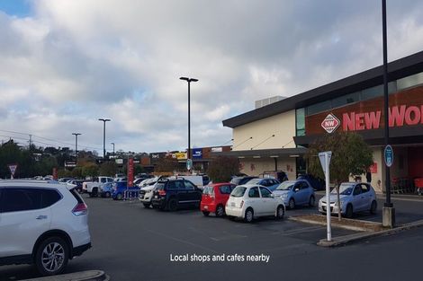 Photo of property in 13a Joydon Place, Stanmore Bay, Whangaparaoa, 0932