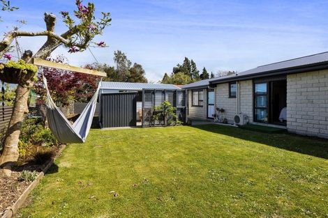 Photo of property in 20 Montjoy Street, Stratford, 4332