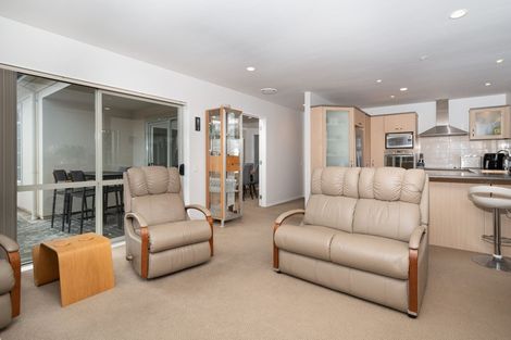 Photo of property in 15 Hendrika Court, Hobsonville, Auckland, 0618