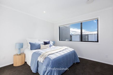 Photo of property in 7 Desert Gold Lane, Wallaceville, Upper Hutt, 5018