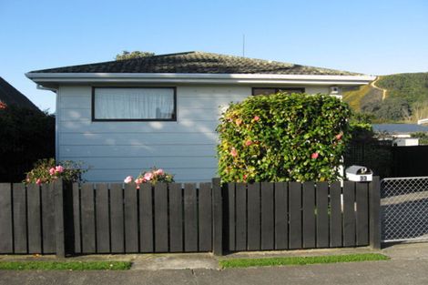 Photo of property in 33 Malone Road, Waterloo, Lower Hutt, 5011