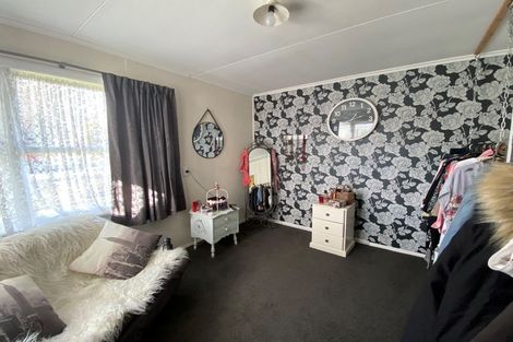 Photo of property in 255 High Street, Eltham, 4322