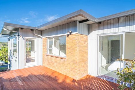 Photo of property in 1/17 Jellicoe Road, Murrays Bay, Auckland, 0630