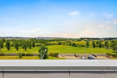 Photo of property in 15/63 Kestev Drive, Flat Bush, Auckland, 2016
