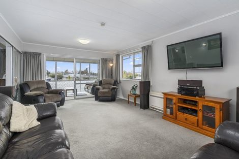 Photo of property in 12 Haggitt Street, Feilding, 4702