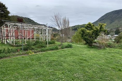 Photo of property in 129a Wellington Street, Picton, 7220