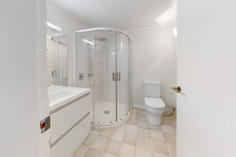 Photo of property in Stadium Garden Flats, 102/107 Thorndon Quay, Pipitea, Wellington, 6011