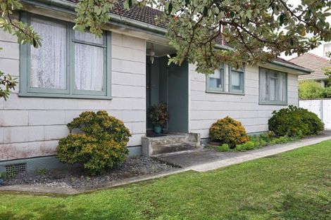 Photo of property in 1002 Hood Street, Mayfair, Hastings, 4122