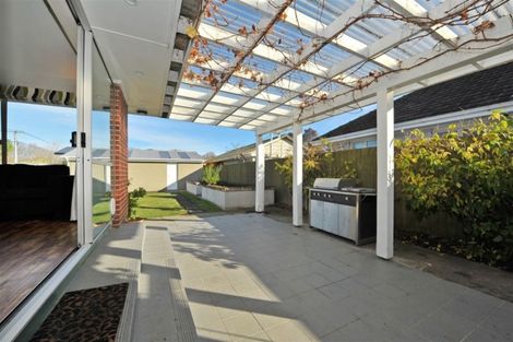Photo of property in 11 Norah Street, Mairehau, Christchurch, 8013