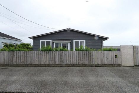 Photo of property in 104 Russell Street, Westport, 7825