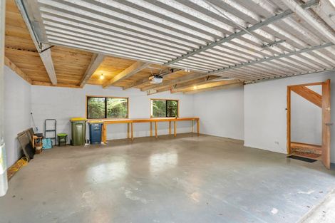 Photo of property in 58 Tainui Road, Titirangi, Auckland, 0604