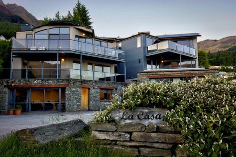 Photo of property in 1-3/1 Matakauri Place, Fernhill, Queenstown, 9300
