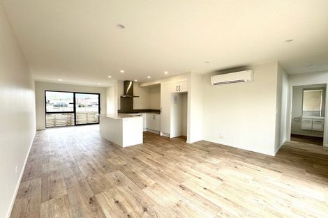 Photo of property in 22 Royton Avenue, Mangere East, Auckland, 2024