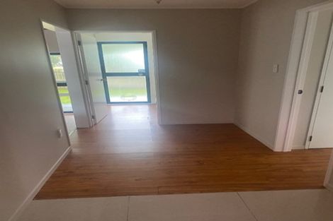 Photo of property in 17 Oakmont Place, Wattle Downs, Auckland, 2103