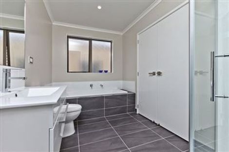 Photo of property in 46 Bomb Point Drive, Hobsonville, Auckland, 0616