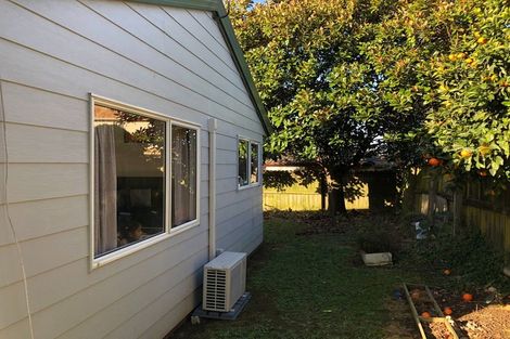 Photo of property in 2/12 Glenlea Place, Flat Bush, Auckland, 2019