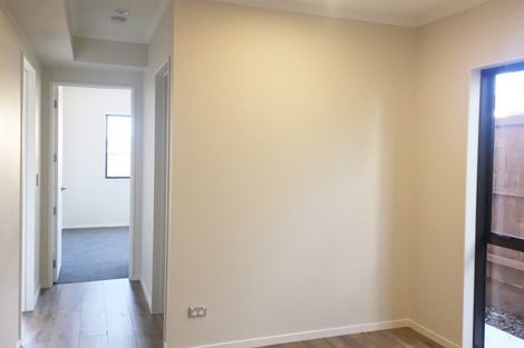 Photo of property in 31 Carrickdawson Drive, Flat Bush, Auckland, 2019