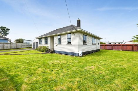 Photo of property in 3 Sutton Place, Hawera, 4610
