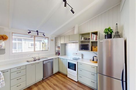 Photo of property in 125 Tiro Tiro Road, Levin, 5510