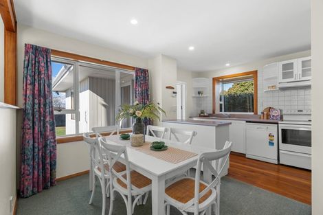 Photo of property in 184 Withells Road, Avonhead, Christchurch, 8042