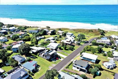 Photo of property in 4a Moray Place, Whiritoa, Whangamata, 3691