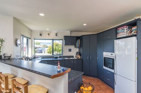 Photo of property in 12 San Priamo Place, Paraparaumu Beach, Paraparaumu, 5032