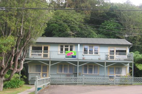 Photo of property in 1/62 Simla Crescent, Khandallah, Wellington, 6035