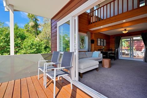 Photo of property in 74 Colwill Road, Massey, Auckland, 0614