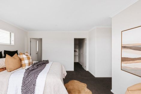 Photo of property in 10 Fearnley Grove, Pyes Pa, Tauranga, 3112