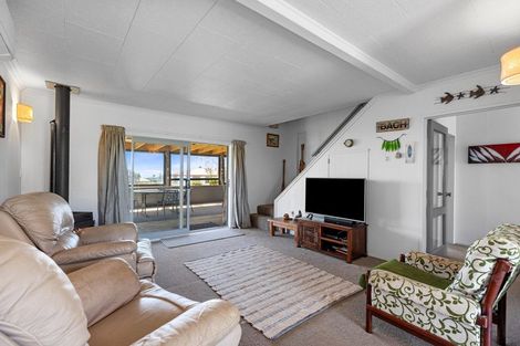 Photo of property in 21 Whenuariri Place, Maketu, 3189
