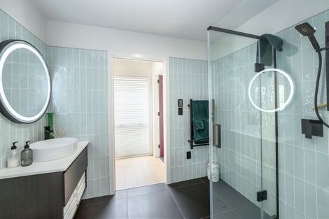 Photo of property in 7 Farley Avenue, Greytown, 5712