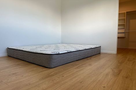 Photo of property in 39a Cutler Street, New Lynn, Auckland, 0600