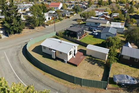 Photo of property in 11 Waitaki Drive East, Otematata, 9412