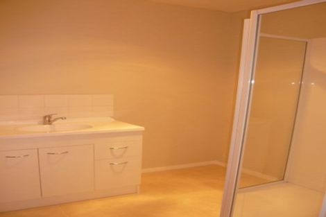 Photo of property in 15u4 Coates Street, Hamilton East, Hamilton, 3216