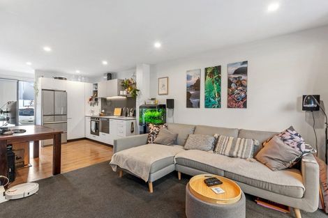 Photo of property in 9/30 Frederick Street, Waltham, Christchurch, 8011