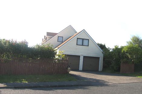 Photo of property in 54 Halberg Street, Glenfield, Auckland, 0629