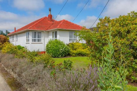 Photo of property in 25 Bibby Street, Waipawa, 4210