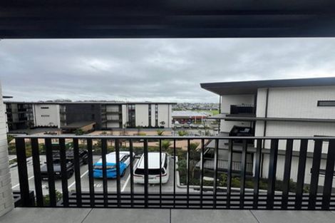 Photo of property in 7c Windlass Street, Long Bay, Auckland, 0630