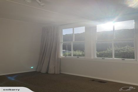 Photo of property in 7 Victory Avenue, Karori, Wellington, 6012