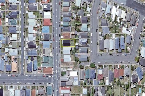 Photo of property in 137 Onepu Road, Lyall Bay, Wellington, 6022