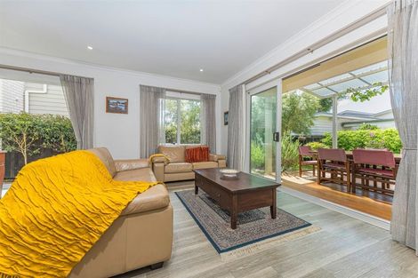 Photo of property in 62 Station Street, Hobsonville, Auckland, 0616