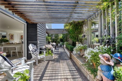 Photo of property in 71 Clare Road, St Albans, Christchurch, 8014