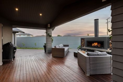 Photo of property in 1 Ta Paora Drive, Bell Block, New Plymouth, 4312