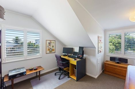 Photo of property in 19 Dixie Street, Te Horo Beach, Otaki, 5581