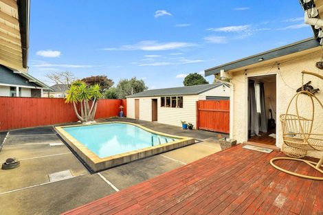 Photo of property in 28 Carlton Avenue, Gonville, Whanganui, 4501