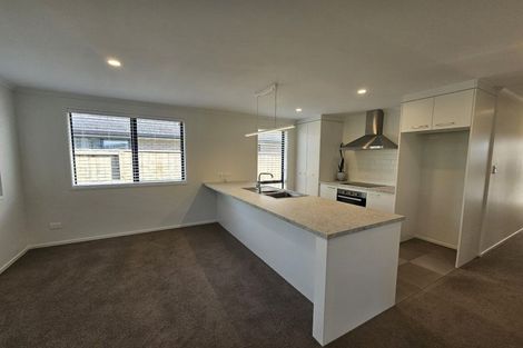Photo of property in 71 Hills View Drive, Papamoa, 3118
