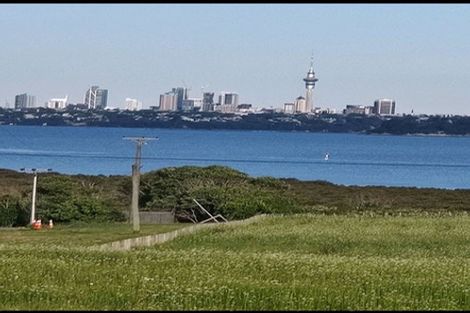 Photo of property in 404a Te Atatu Road, Te Atatu Peninsula, Auckland, 0610