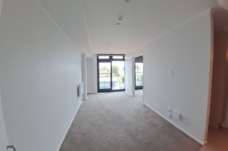 Photo of property in 2e/30 Westward Ho, Glen Eden, Auckland, 0602