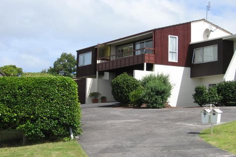 Photo of property in 2/36 Park Rise, Campbells Bay, Auckland, 0630