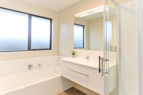 Photo of property in 7b High Street, Mosgiel, 9024